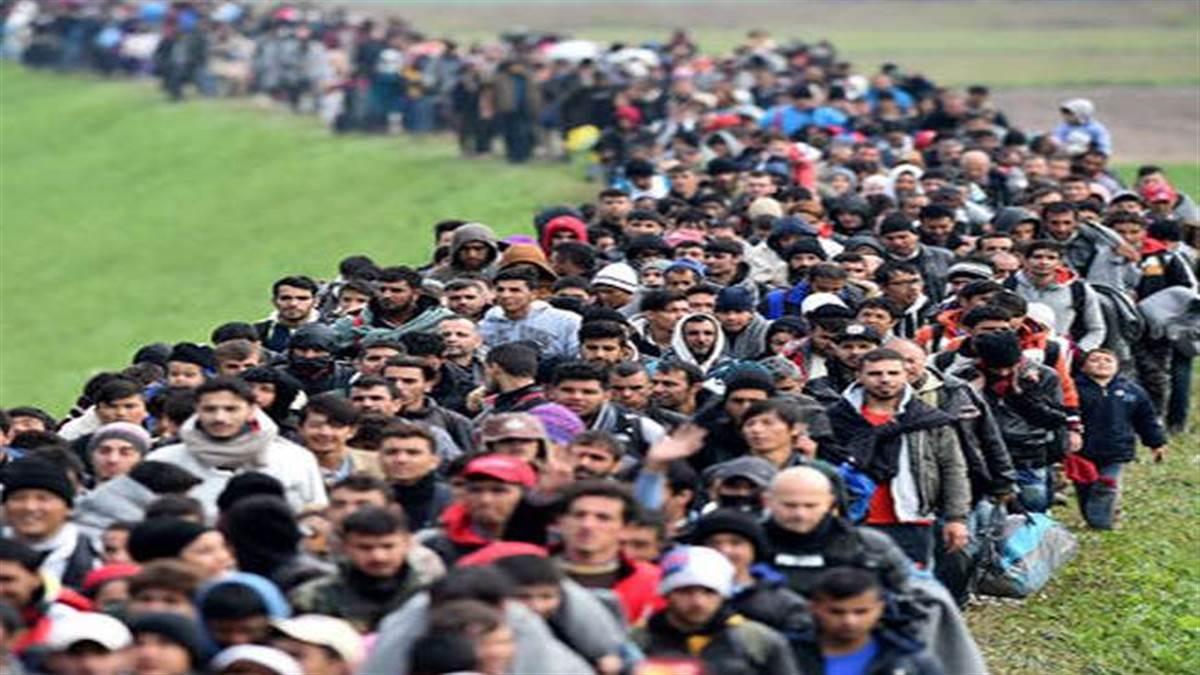 https://www.jagranimages.com/images/newimg/26102022/26_10_2022-syria_refugee_23163368.jpg
