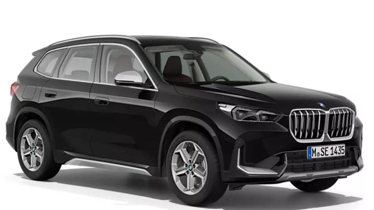 https://www.jagranimages.com/images/newimg/26102023/26_10_2023-bmw_x1_2_23564940.jpg