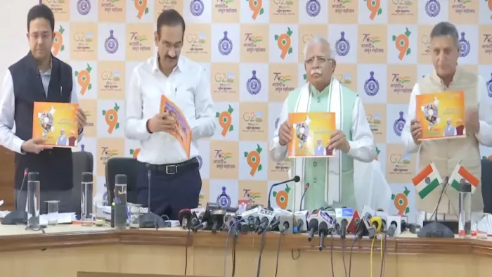 दिवाली से पहले सीएम मनोहर ने दिया सरकारी कर्मचारियों को तोहफा।