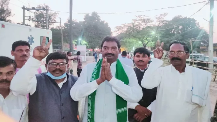 रोहतास जिले के डेहरी से राजद विधायक फतेह बहादुर