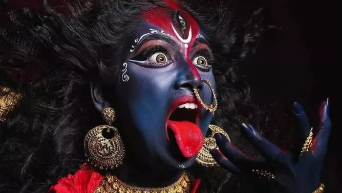 काली मां खदान में करती है मजदूरों की सुरक्षा।