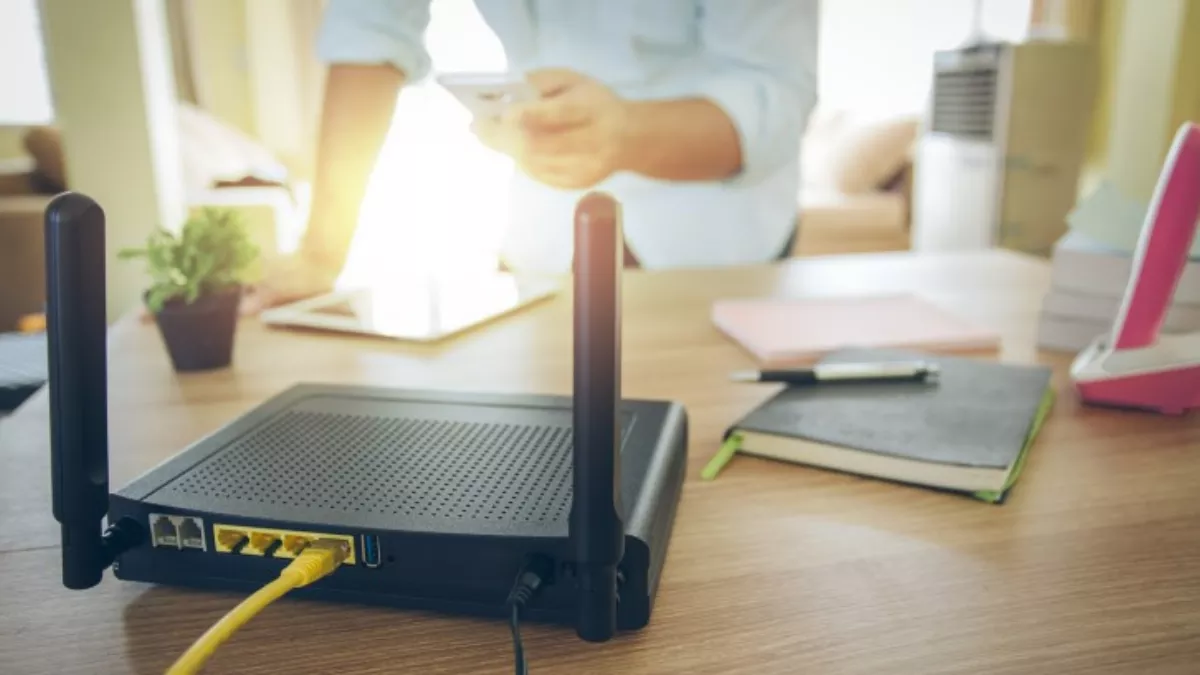 Long Range WiFi Routers: राउटर खरीदने जा रहे हैं? यहां देखें पांच विकल्प, अब आपका इंटरनेट बनेगा सुपरफास्‍ट