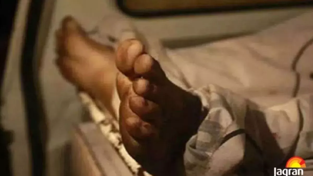 बरेली-सीतापुर हाईवे पर मर गई इंसानियत, महिला के अर्धनग्न शव को रौंदते रहे वाहन; दुष्कर्म के बाद हत्या की आशंका
