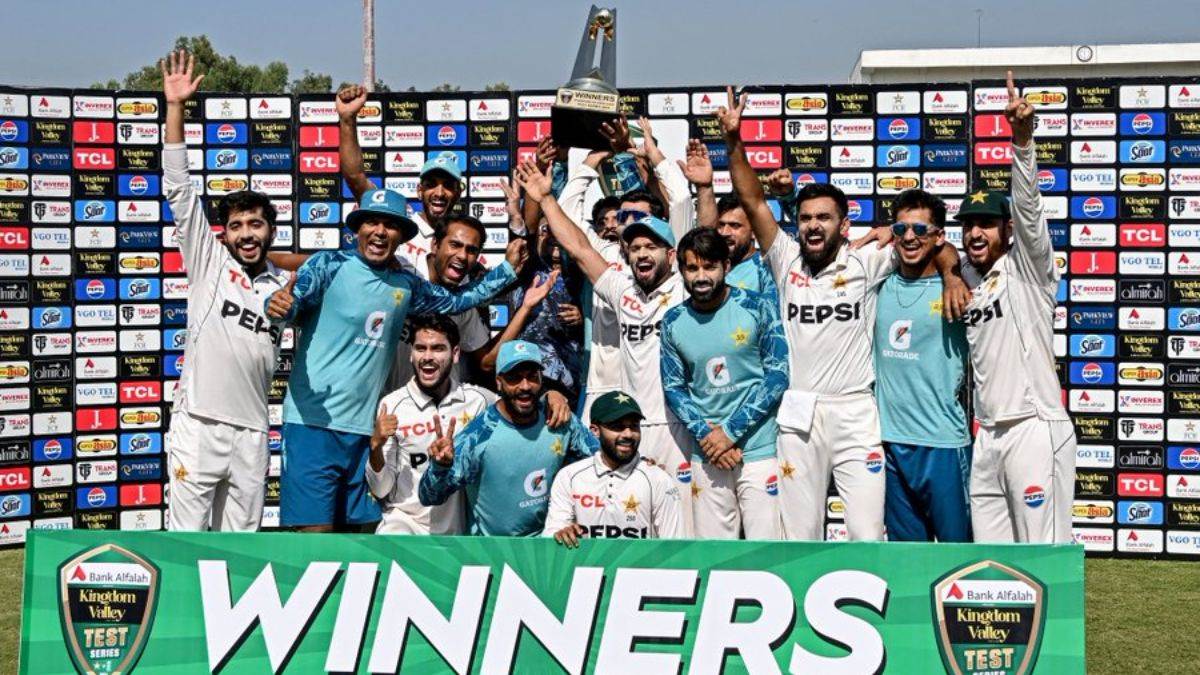 https://www.jagranimages.com/images/newimg/26102024/26_10_2024-pak_vs_eng_1_23822068.jpg