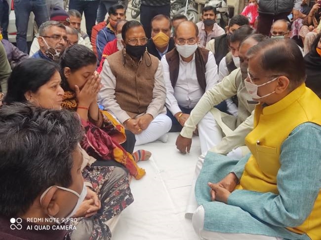 पार्षद अंजली बोली -पुलिस से परिवार को जान का खतरा, धनखड़-बोले परिवार को न्याय दिलाएंगे