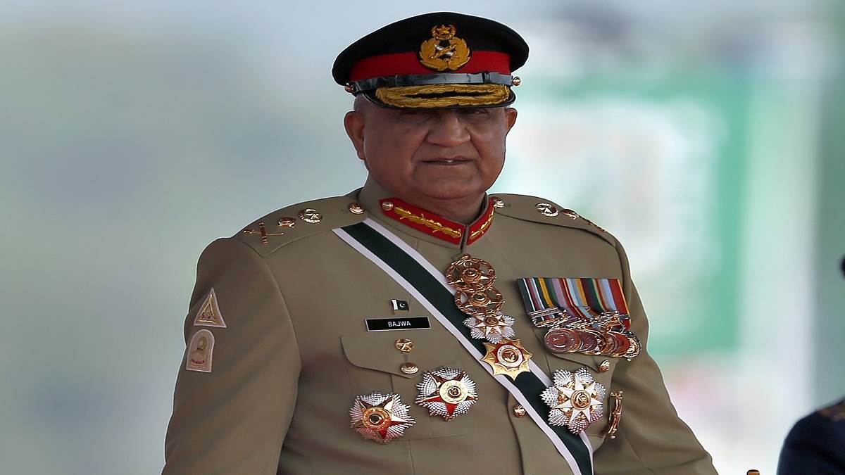 https://www.jagranimages.com/images/newimg/26112022/26_11_2022-bajwa_army_chief_pak_23229461.jpg