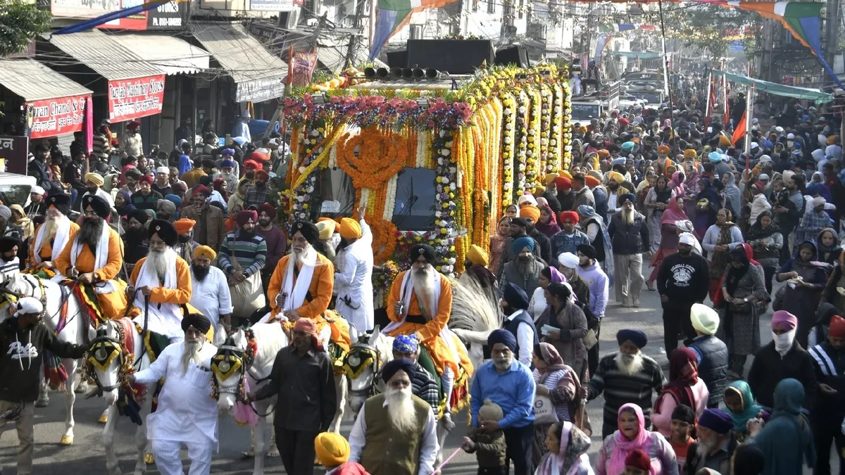 Guru Tegh Bahadur Shaheedi Diwas: शहीदी दिवस पर निकाला नगर कीर्तन। (जागरण)