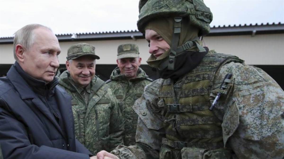 https://www.jagranimages.com/images/newimg/26112022/26_11_2022-russia_ukraine_war_2_23229071.jpg