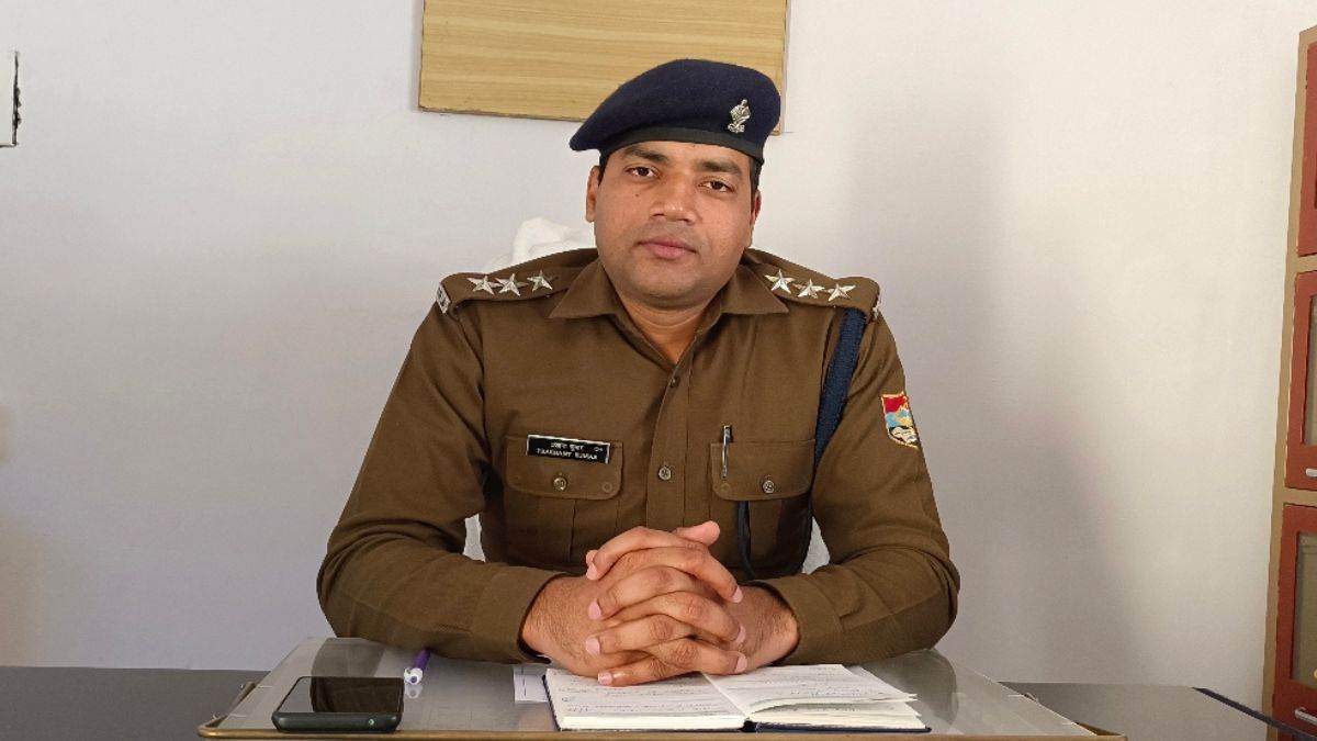 https://www.jagranimages.com/images/newimg/26112022/26_11_2022-uttarkashi_police_23230064.jpg