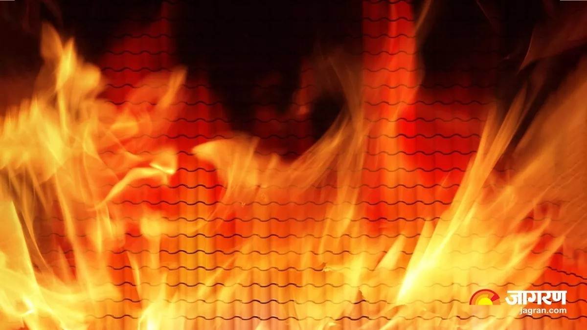 bihar araria news businessman dies due to fire in shop goods worth lakhs burnt to ashes