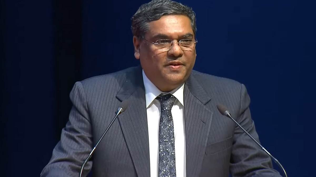 https://www.jagranimages.com/images/newimg/26112023/26_11_2023-justice_sanjeev_khanna_23589880.jpg