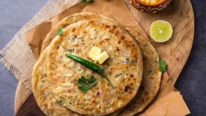 Palak Paneer Paratha: इस तरह बनाएं पालक पनीर पराठा