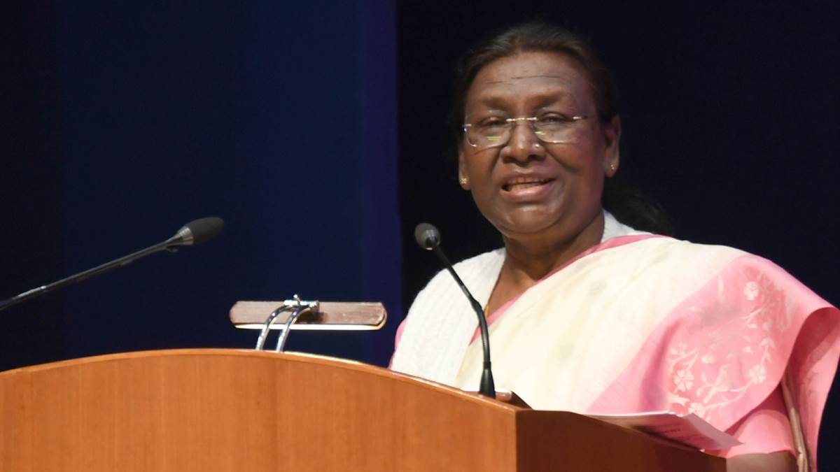 https://www.jagranimages.com/images/newimg/26112023/26_11_2023-president_murmu_23589935.jpg