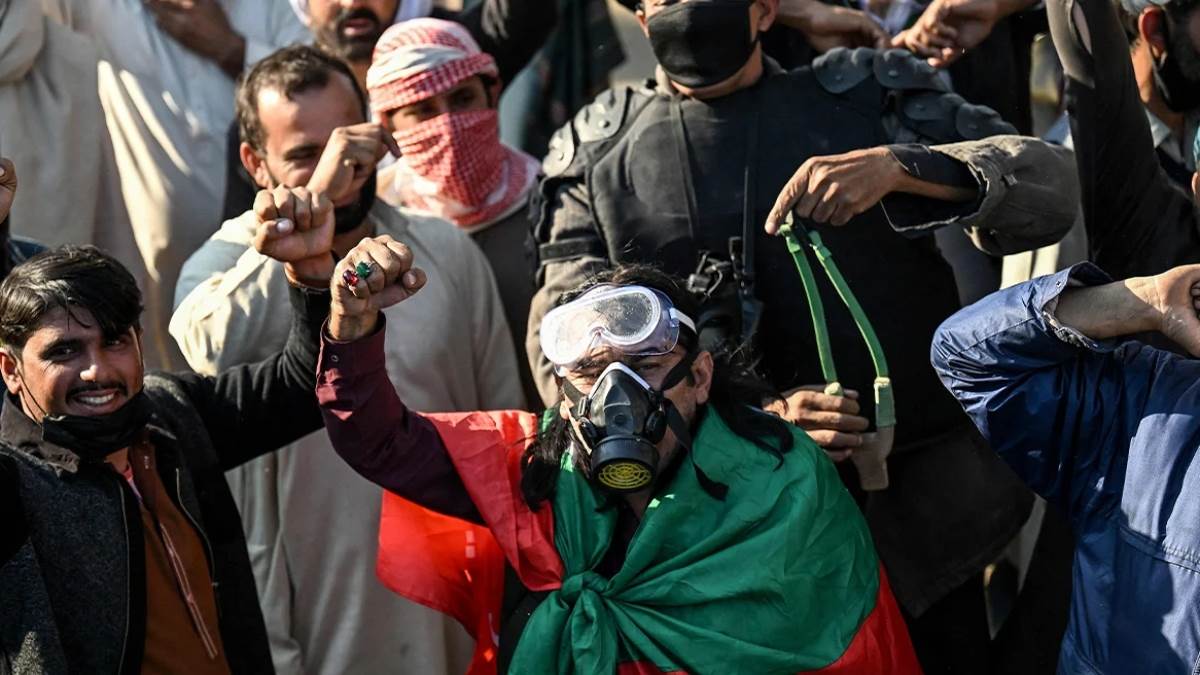 https://www.jagranimages.com/images/newimg/26112024/26_11_2024-pakistan_news_2_23837399_124116885.jpg