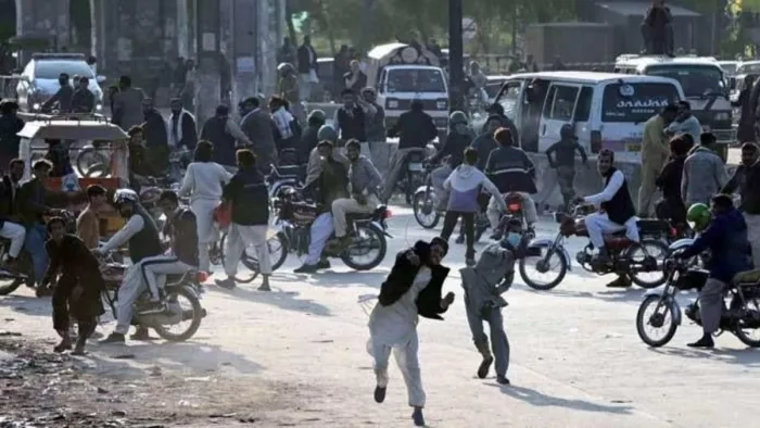 Pakistan: हिंसक हुआ इमरान समर्थकों का मार्च (फोटो जियो न्यूज)