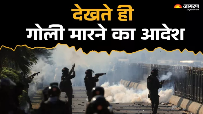 हिंसा में बदला इमरान समर्थकों का मार्च। ( फोटो- रॉयटर्स )