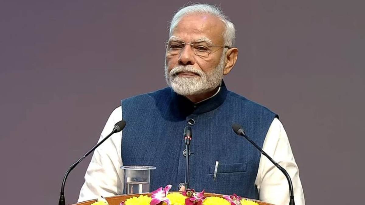 https://www.jagranimages.com/images/newimg/26112024/26_11_2024-pm_modi_on_contitutional_day_23837659.jpg