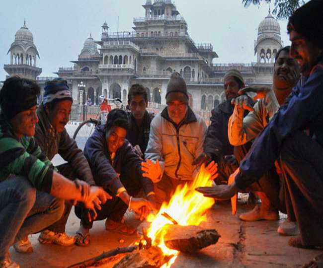 North India in grip of cold 22 years record broken in Delhi fog will remain  in plain areas today