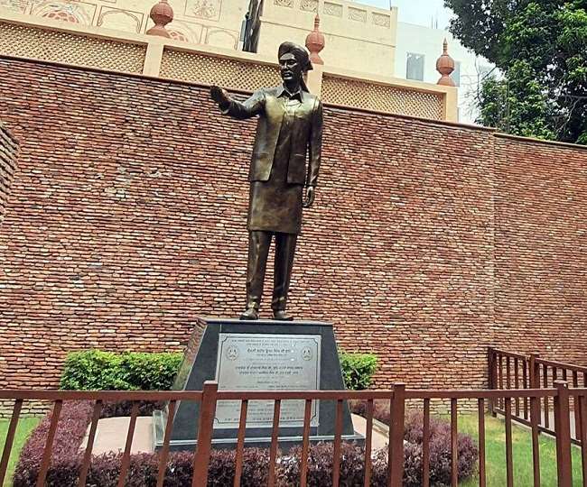 News Article Hero Image