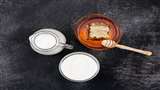 Weight Loss Tips: तेजी से घटाना चाहते हैं अपना वजन, तो रोजाना दूध में मिलाकर पिएं ये 1 चीज