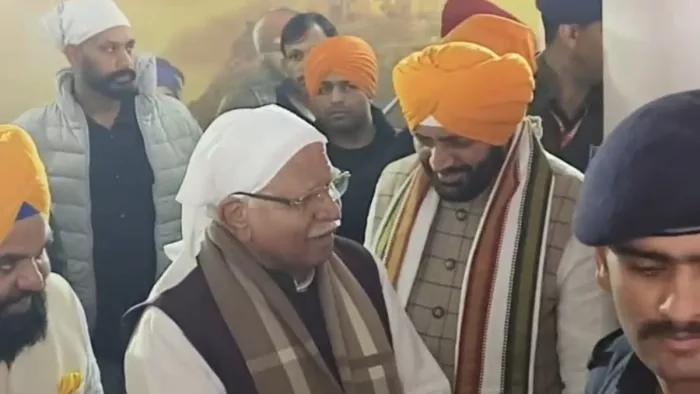 मंगलवार को कुरुक्षेत्र में स्थित गुरुद्वारा छठी पाठशाही पहुंचे सीएम मनोहर लाल
