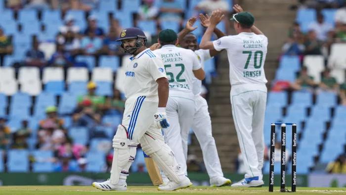 IND vs SA: रोहित शर्मा को कगिसो रबाडा ने पवेलियन की राह दिखाई।