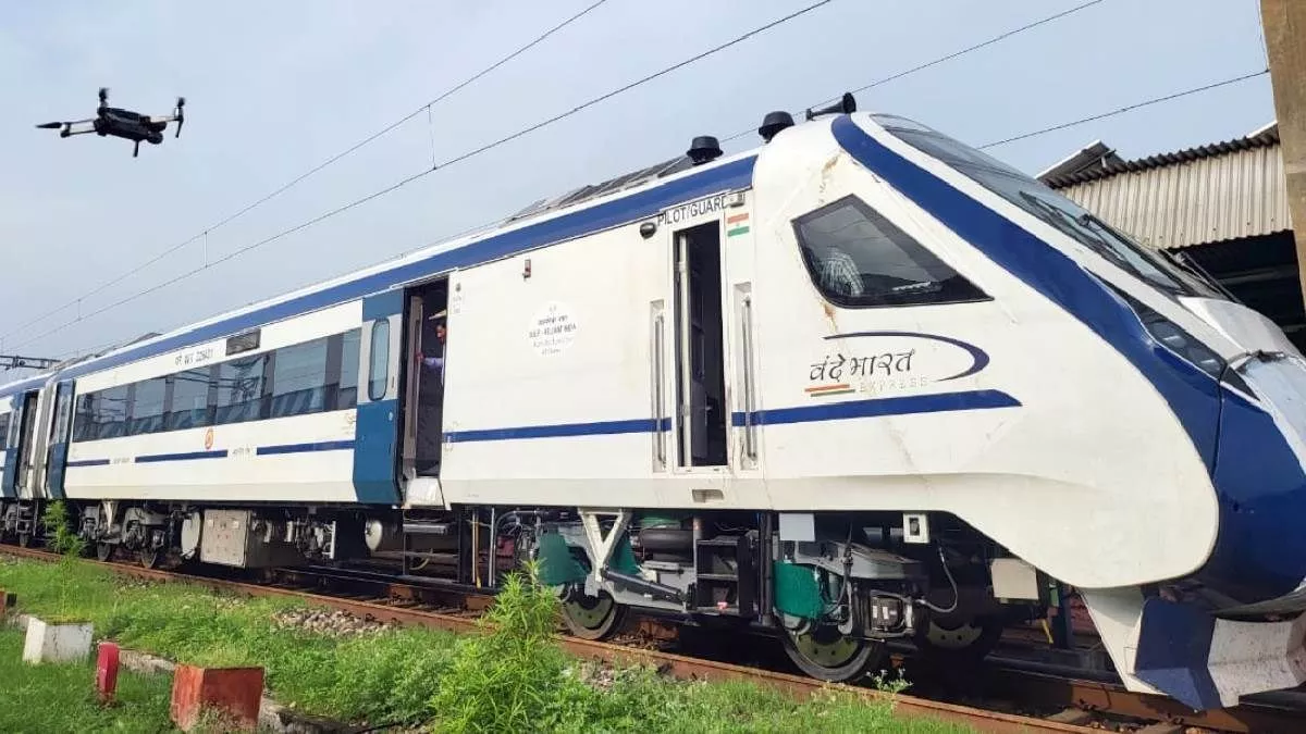Vande Bharat Train: अयोध्या-आनंद विहार वंदे भारत की सौगात, पीएम मोदी इस द‍िन करेंगे लोकार्पण
