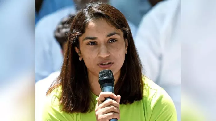 विनेश फोगाट ने लौटाया ध्यानचंद खेल रत्न अवार्ड
