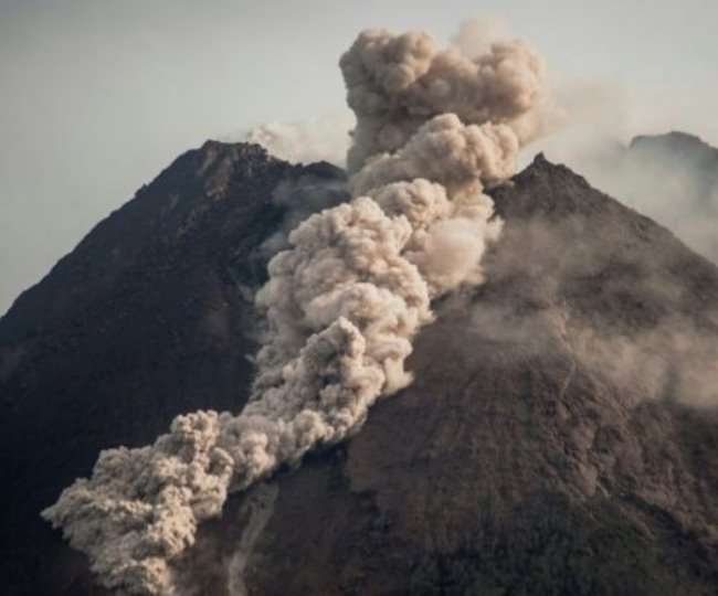 इंडोनेशिया के खतरनाक मेरापी ज्वालामुखी में विस्‍फोट, जारी हुआ अलर्ट ...