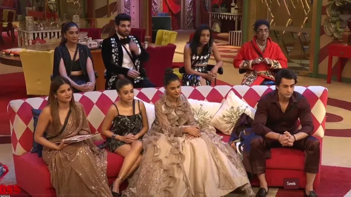 Bigg Boss 16 Sumbul Tauqeer Mc Stan Shiv Thakare Give Priyanka Chahar Choudhary a Manager Tag. Photo Credit/Instagram