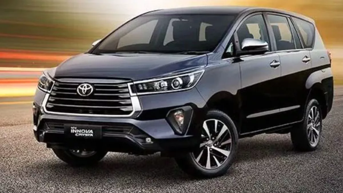 Toyota Innova Crysta: इतनी जल्दी नहीं खत्म होगा इनोवा का जादू, डीजल वेरिएंट की हुई वापसी, फटाफट कर लें बुक