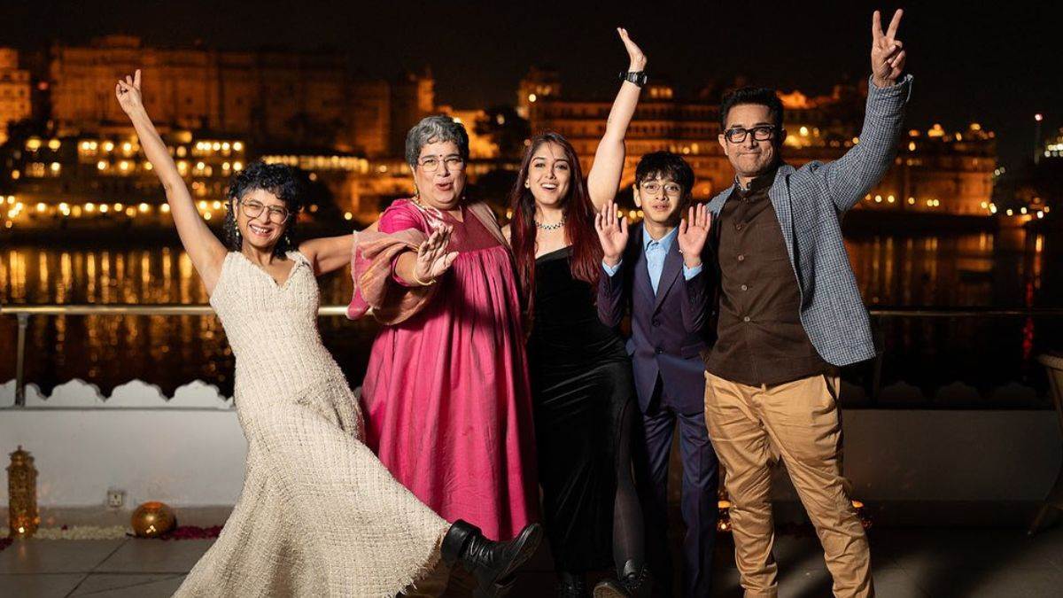 https://www.jagranimages.com/images/newimg/27012024/27_01_2024-ira_khan_latest_pics_23639362.jpg