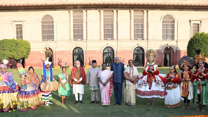 सांस्कृतिक विविधता पर आधारित रहा एट होम समारोह। ( फोटो- एएनआई )
