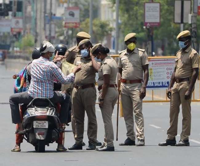 महाराष्ट्र के अमरावती जिले में लॉकडाउन को और एक हफ्ते के लिए बढ़ा दिया गया है।
