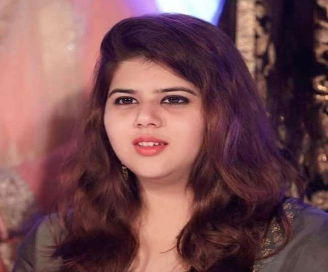 कांग्रेस नेता पंखुड़ी पाठक, पूर्व में समाजवादी पार्टी की नेता रह चुकी हैं।