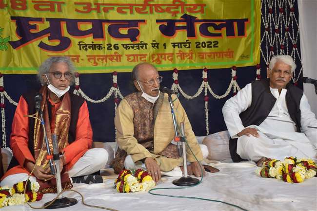 sound of thunder at tulsi ghat in varanasi during 48th international dhrupad fair couplet of shivnath mishra and devvrat mishra