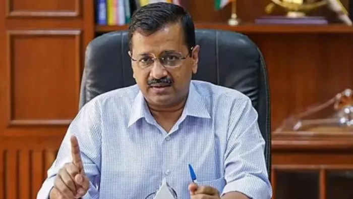 केजरीवाल बोले- राजनीतिक दबाव में सिसोदिया को किया सीबीआई ने गिरफ्तार।