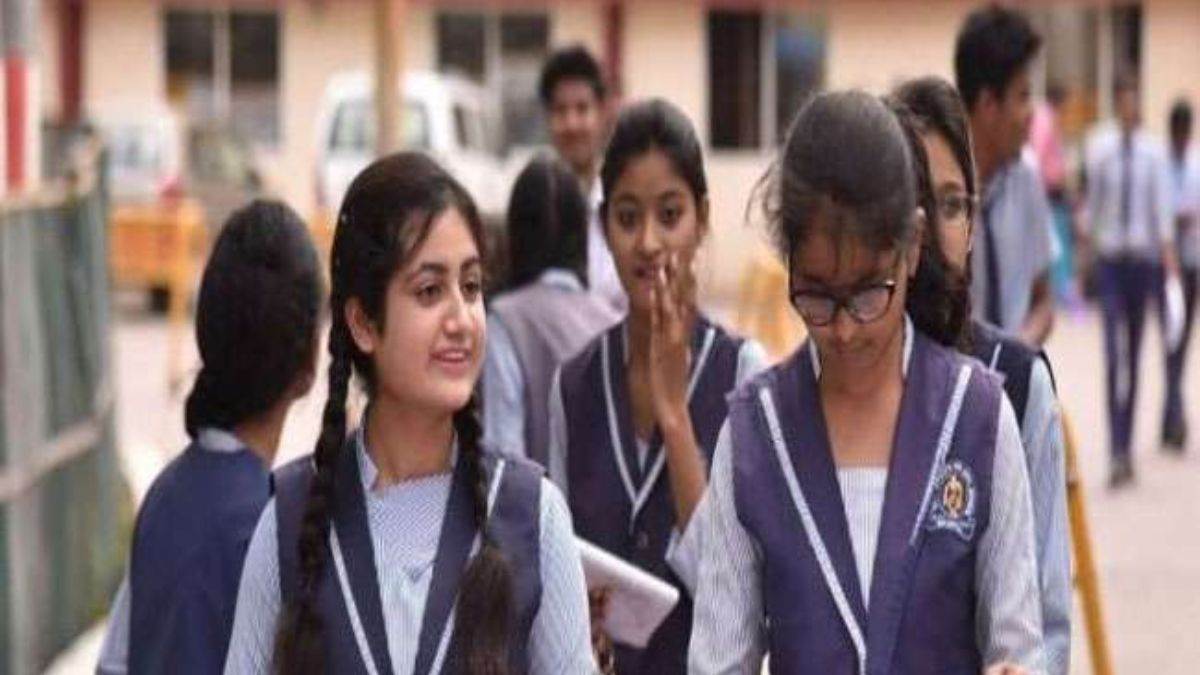 https://www.jagranimages.com/images/newimg/27022023/27_02_2023-cbse_exam_23342402.jpg
