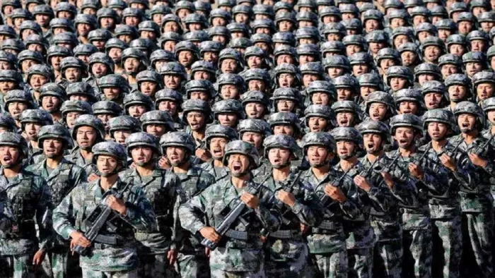 चीन ने अरब राज्यों के 1,500 पुलिस और साइबर सुरक्षा अधिकारियों को प्रशिक्षित करने की पेशकश की।