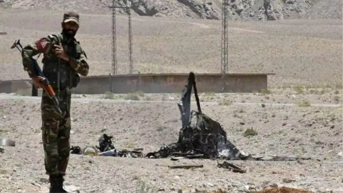https://www.jagranimages.com/images/newimg/27022023/27_02_2023-pakistan_soldier_killed_23342829.jpg