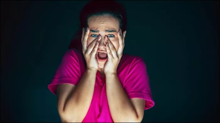 पैनिक अटैक क्या है? जानें इसके लक्षण और उपाय