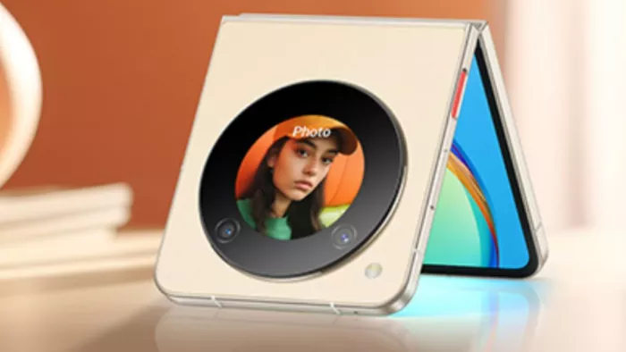 MWC 2024: बिना खोले भी इस्तेमाल कर सकेंगे सर्कुलर-शेप्ड कवर स्क्रीन वाला फोन