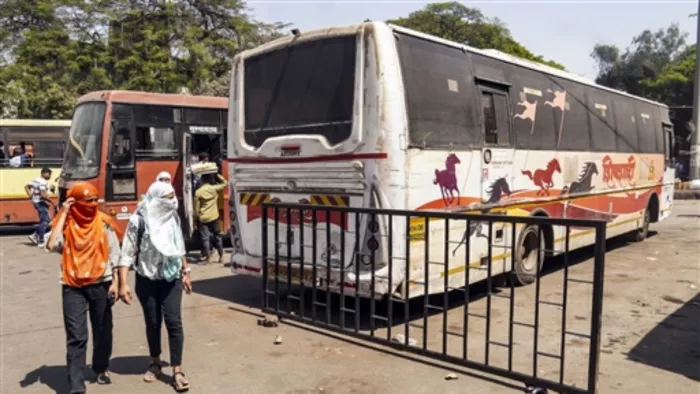 सब्जी के ट्रक में छिपकर अपने गांव की ओर भागा आरोपी (फोटो: पीटीआई)