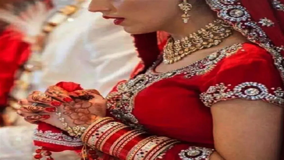 समस्‍तीपुर: प्रेम-प्रसंग, गर्भपात और शादी, फिर युवक ने 10 लाख के लिए पहली पत्‍नी को छोड़ रचाया दूसरा ब्‍याह