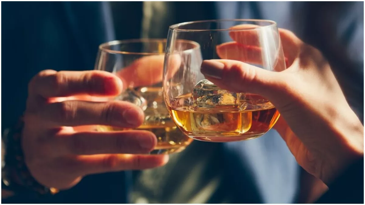 International Whisky Day 2023: क्या आप भी व्हिस्की के शौकीन हैं? तो जान लें इसके नुकसान