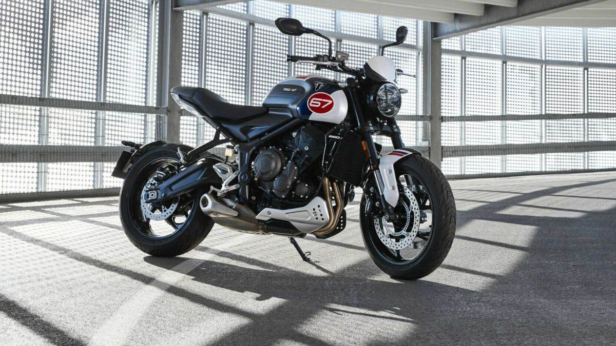 https://www.jagranimages.com/images/newimg/27032024/27_03_2024-2025_triumph_trident_660_triple_tribute_edition_23683661.jpg