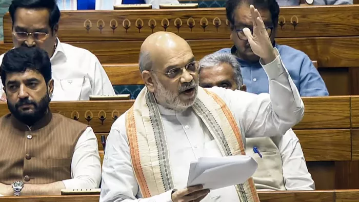 Immigration Bill: इमिग्रेशन बिल को लेकर लोकसभा में चल रही चर्चा के दौरान अमित शाह ने हिस्सा लिया।(फोटो सोर्स: पीटीआई)
