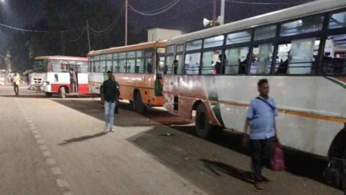 शासन ने गोरखपुर, वाराणसी, अयोध्या, लखनऊ और दिल्ली से प्रस्ताव मांगा है। जागरण