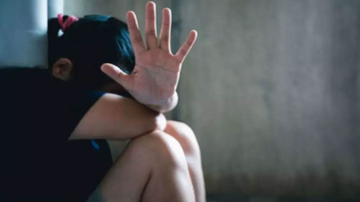 https://www.jagranimages.com/images/newimg/27032025/27_03_2025-child-rape_23907133.jpg