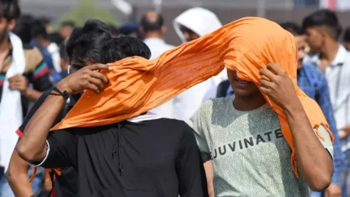 देश के कई राज्यों में भीषण गर्मी का अलर्ट (फाइल फोटो)